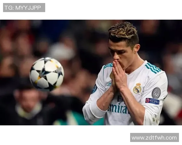 香港足球明星实拍展现运动员风采与激情瞬间的精彩合集